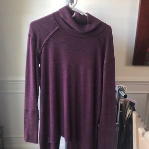 Free people split back turtleneck